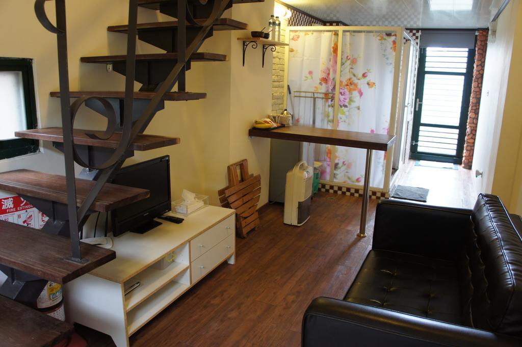 Jiufen Walk Inn 3X3 ภายนอก รูปภาพ